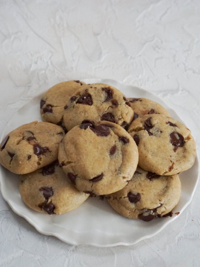 Delicious Chocolate Chip Cookies (Eggless) Story