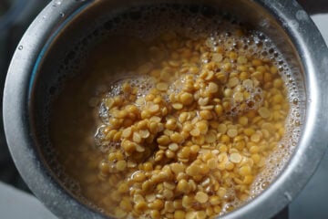 Washed toor dal/split pigeon peas