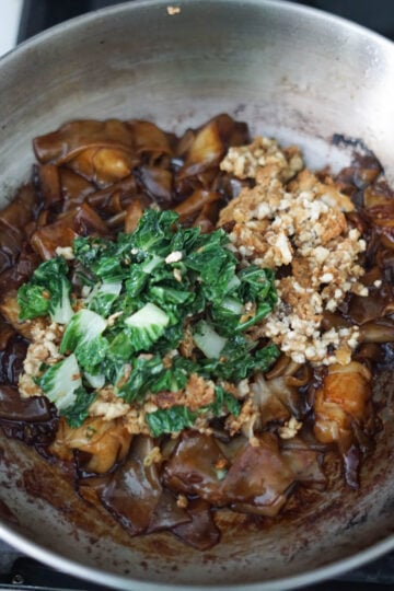 Pad see ew noodles, gai lan and tofu