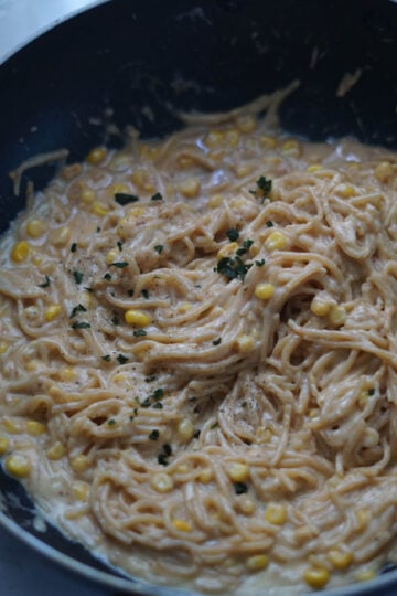 spicy pasta al limone with corn and basil creamy