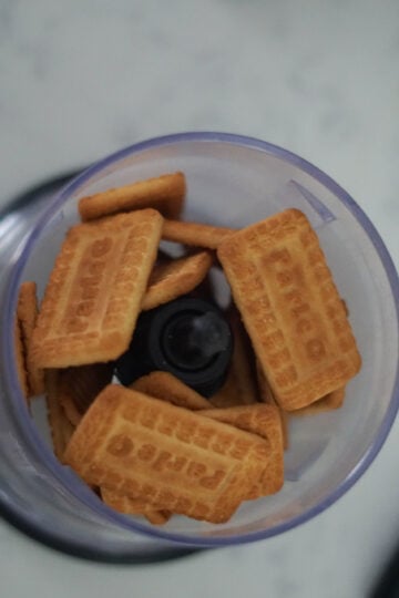 parle g crackers in a food processor