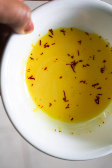 bloom saffron