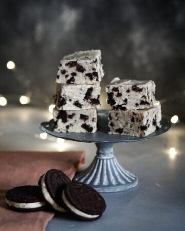 cookies and cream burfi indian fusion dessert