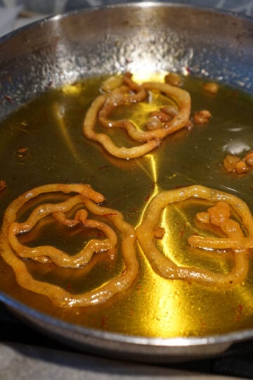 jalebis in sugar syrup