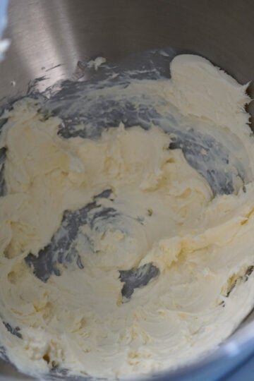 cardamom cream cheese frosting