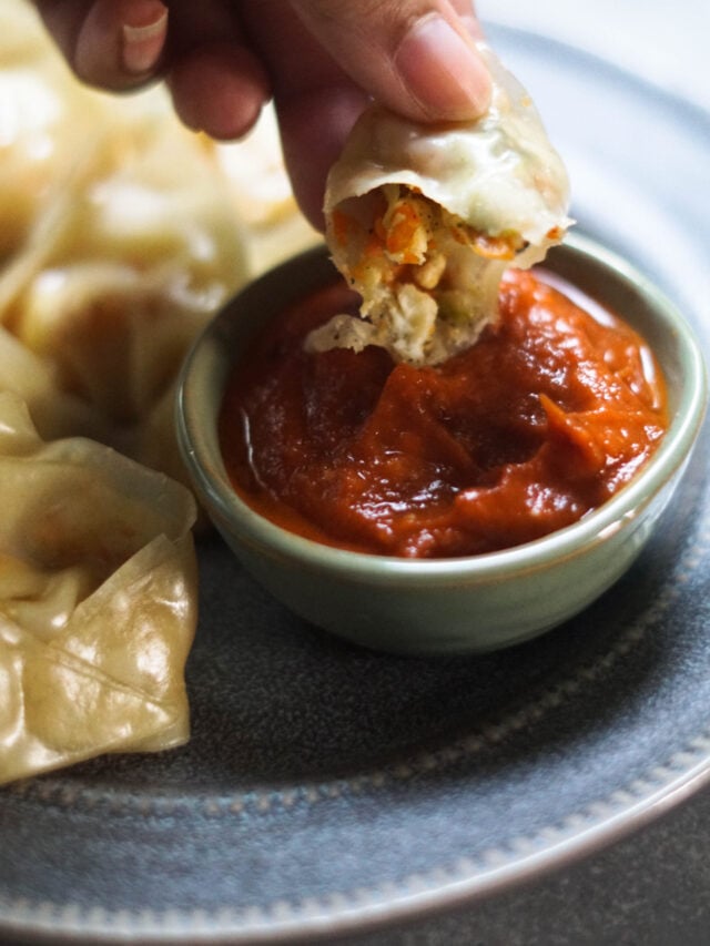Simple Momo Chutney or Momo Sauce Recipe