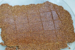 Cut lines made in gud ki chikki.