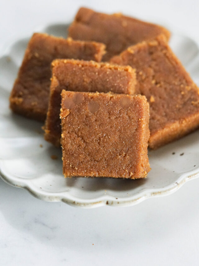 15 Minute Sukhdi Recipe Or Gol Papdi