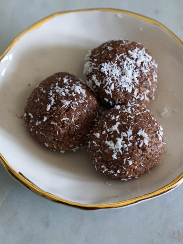 Yummy Chocolate Coconut Ladoo