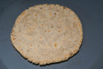 Bhakri Making Gujarati Bhakri Recipe - Some Indian Girl