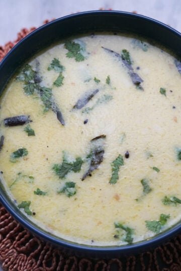 Kadhi in a pot.
