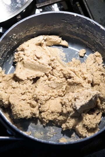 Mixed dough in a pot.