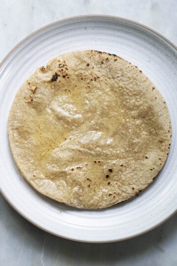 Soft How To Make Soft Jowar Roti (Jolada Rotti) - Some Indian Girl