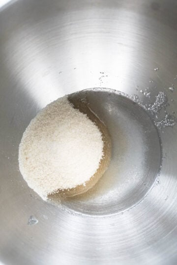 Sugar and oil in a bowl.