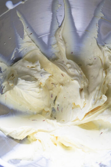 Cream cheese mixture for mousse.